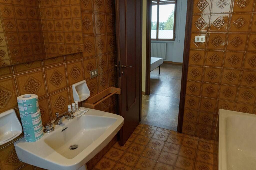 Апартаменты Fanciful 2-Br Outside Ztl Флоренция Экстерьер фото